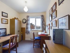 Bedroom/office- click for photo gallery